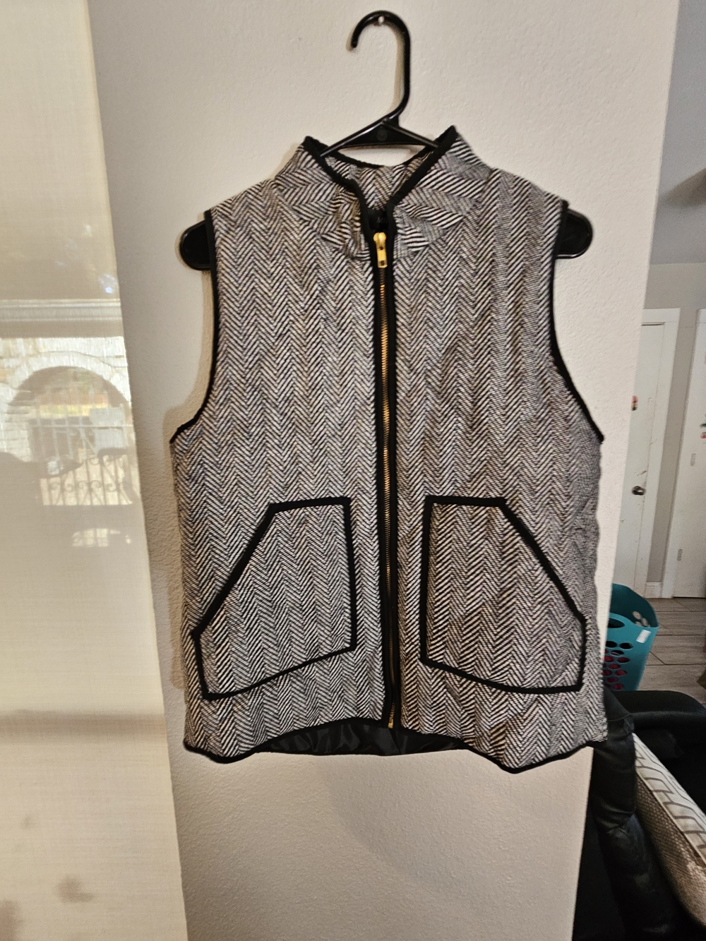 Quilted Vest with Hood - Black & White